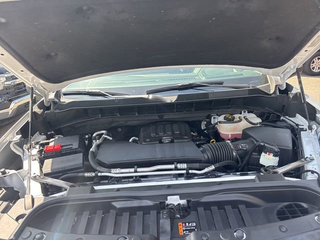 Used 2024 Chevrolet Silverado 1500 LT image 11