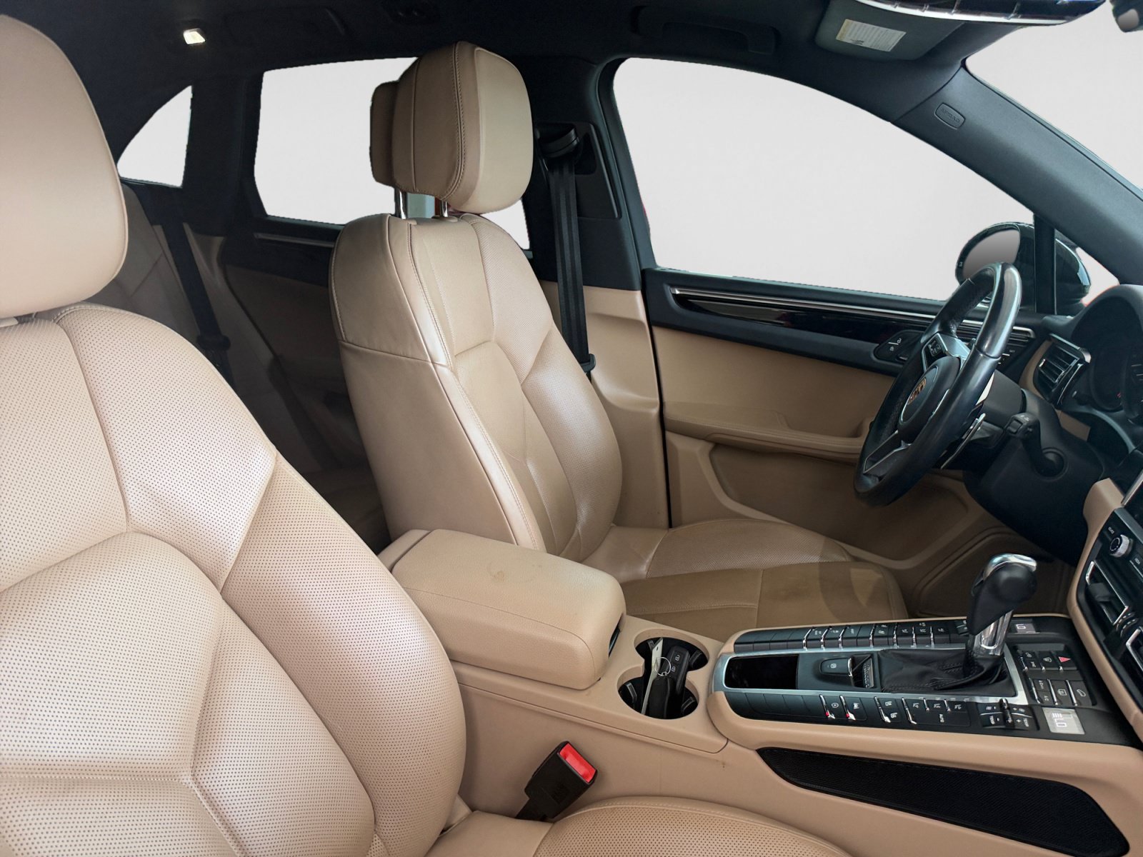 Used 2020 Porsche Macan AWD/4WD image 16