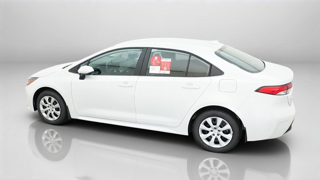 New 2027 Toyota Corolla LE FWD image 31
