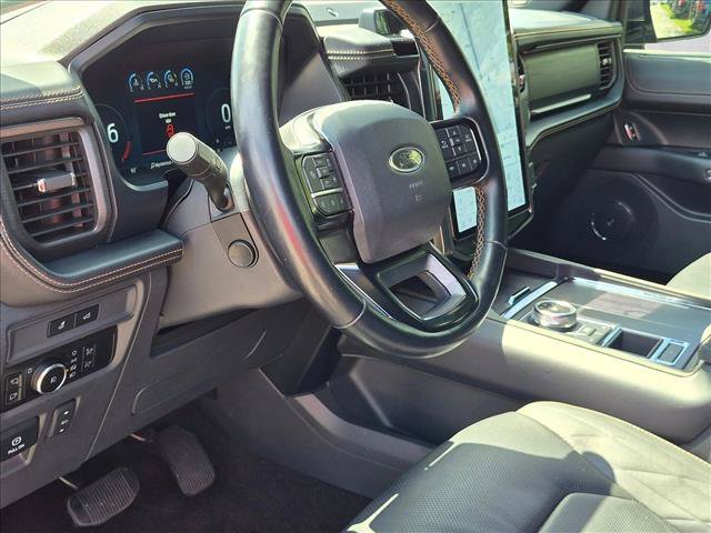 Certified 2023 Ford Expedition Platinum RWD image 9