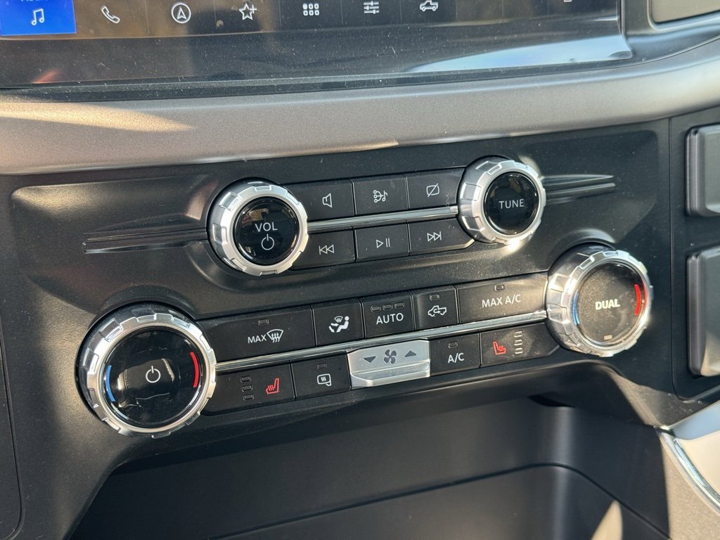 New 2024 Ford F150 Lightning Pro image 38