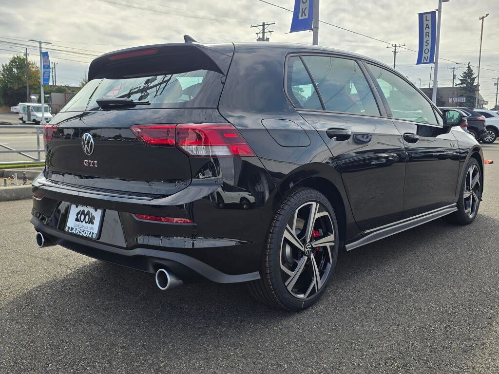 New 2025 Volkswagen GTI SE image 4