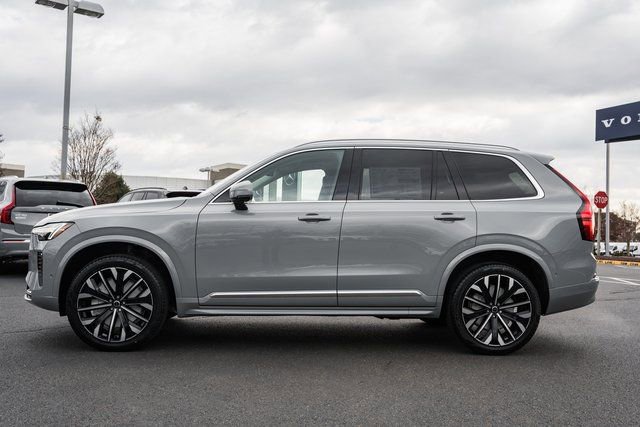 New 2026 Volvo XC90 B6 Plus w/ Protection Package Premier image 4