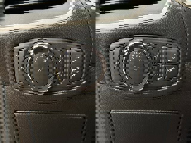 Used 2019 Ford Edge SEL w/ Equipment Group 201A AWD/4WD image 22