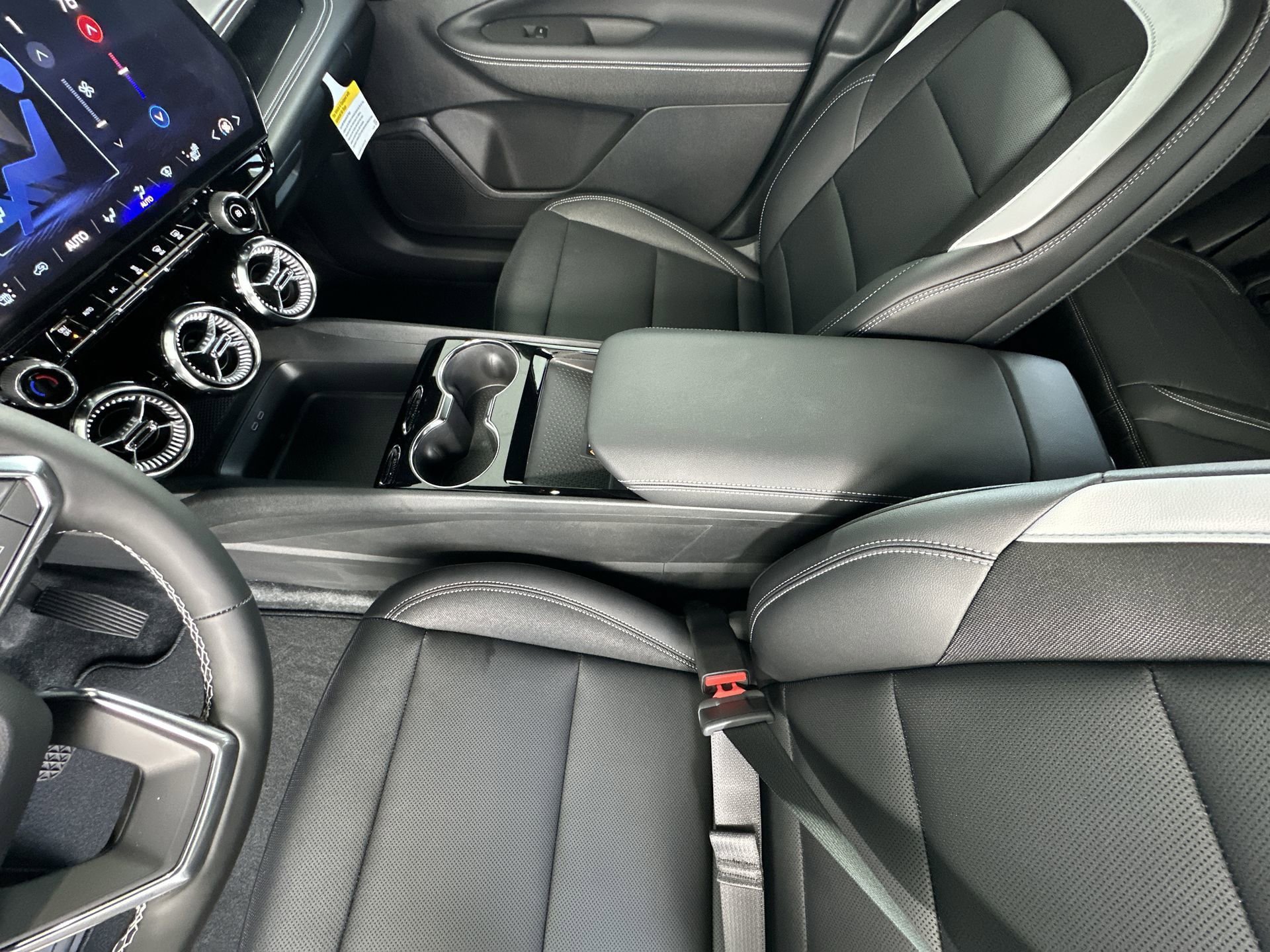 New 2026 Chevrolet Blazer EV LT FWD image 33