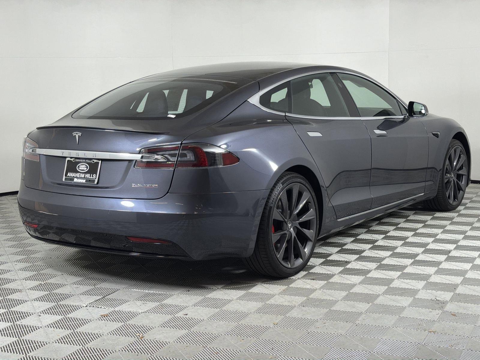 Used 2021 Tesla Model S Performance image 5