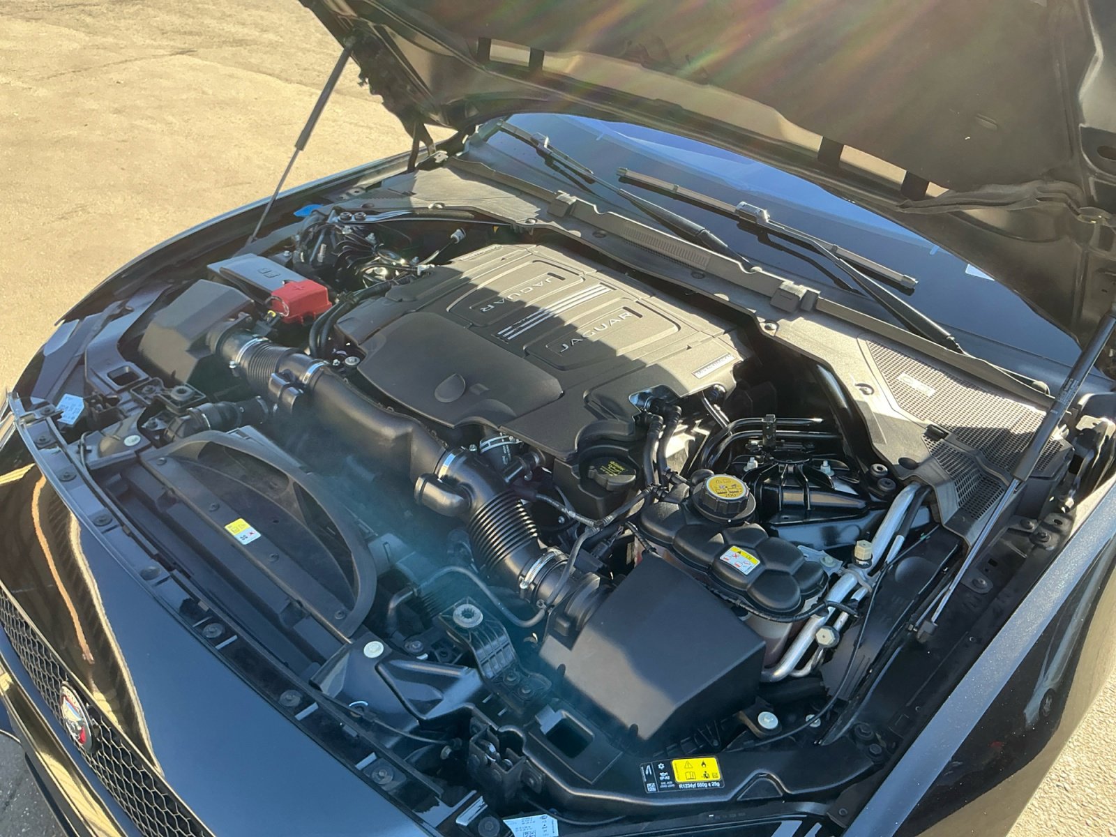 Used 2017 Jaguar XE Prestige image 23