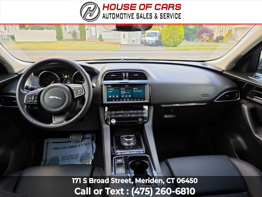 Used 2019 Jaguar F-PACE Premium AWD/4WD image 25