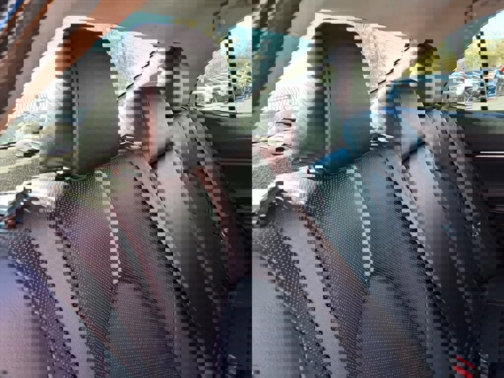 Used 2020 Toyota Camry XSE image 23