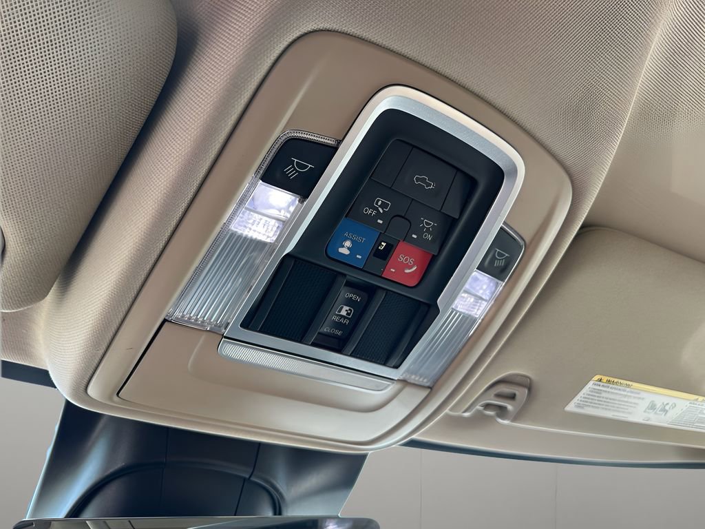 Used 2022 RAM 2500 Limited w/ Safety Group image 23