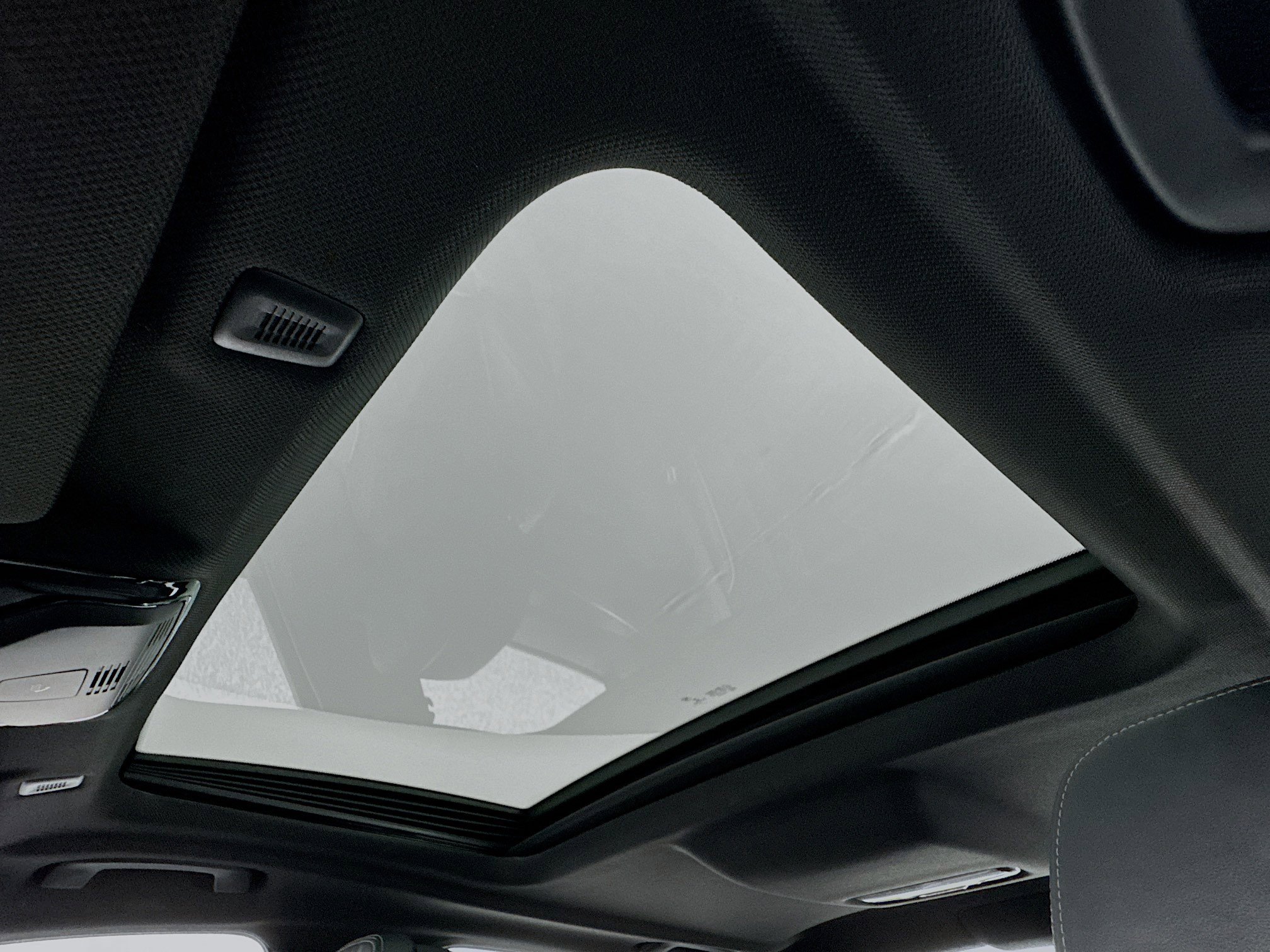 Used 2020 BMW M550i xDrive image 23