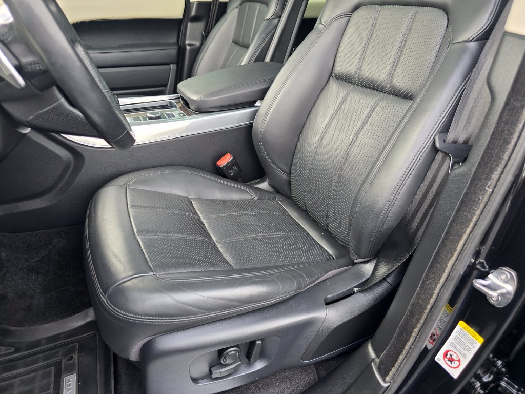Used 2021 Land Rover Range Rover Sport HSE Silver Edition AWD/4WD image 16