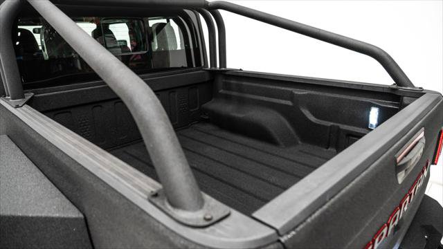 Used 2025 Jeep Gladiator Sport image 38