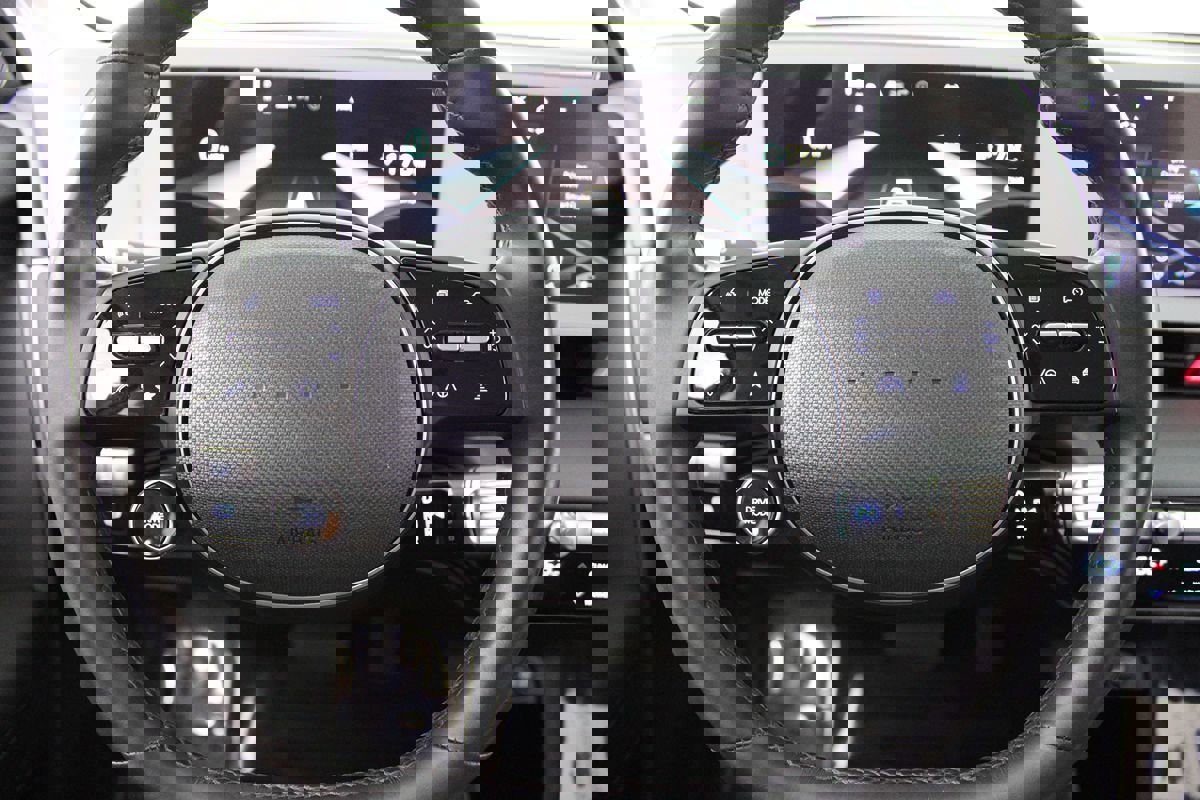 Used 2024 Hyundai Ioniq 5 SEL image 13