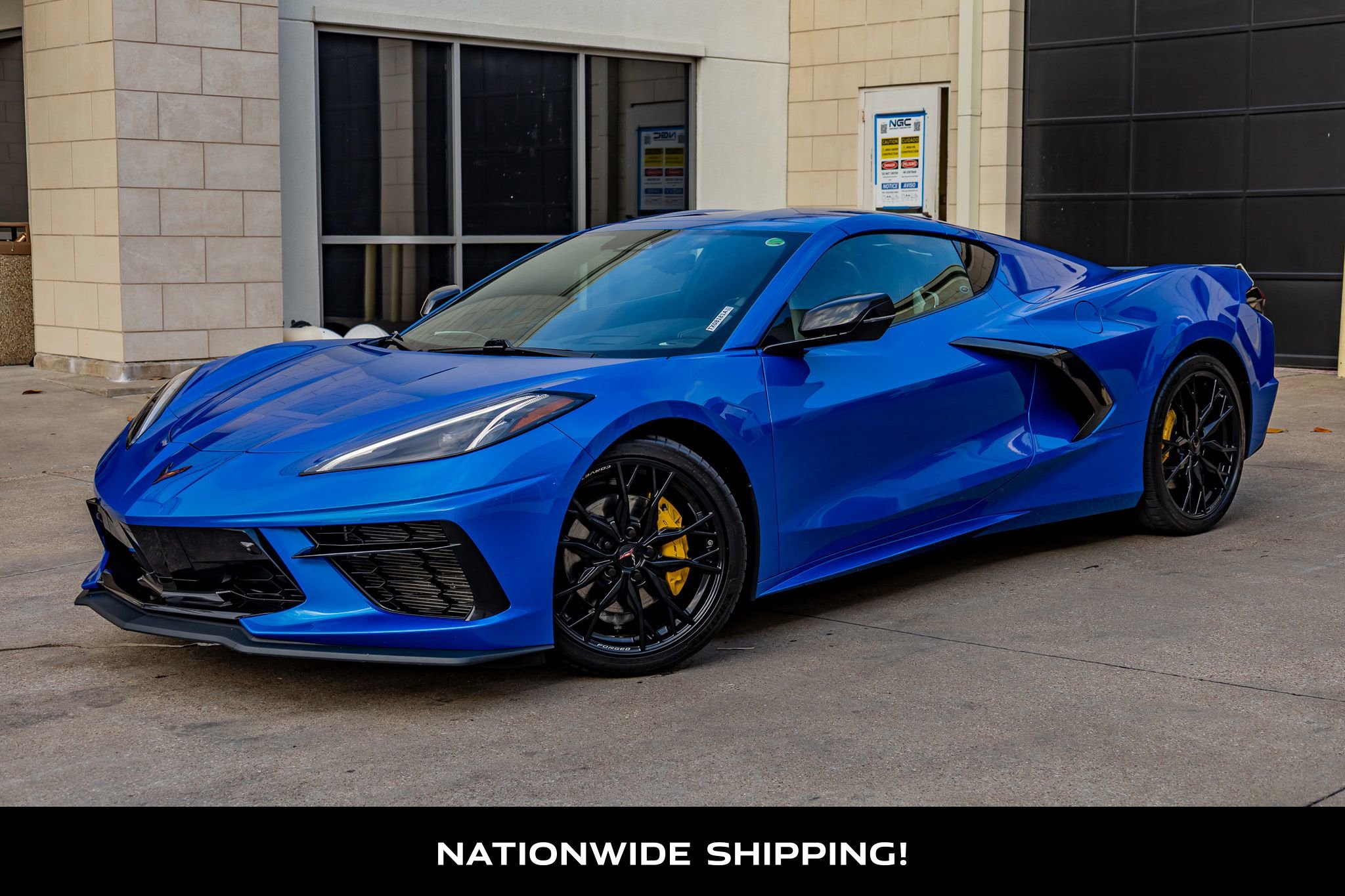 Used 2025 Chevrolet Corvette Stingray Preferred Cpe w/ Stealth Interior Trim Package RWD image 4