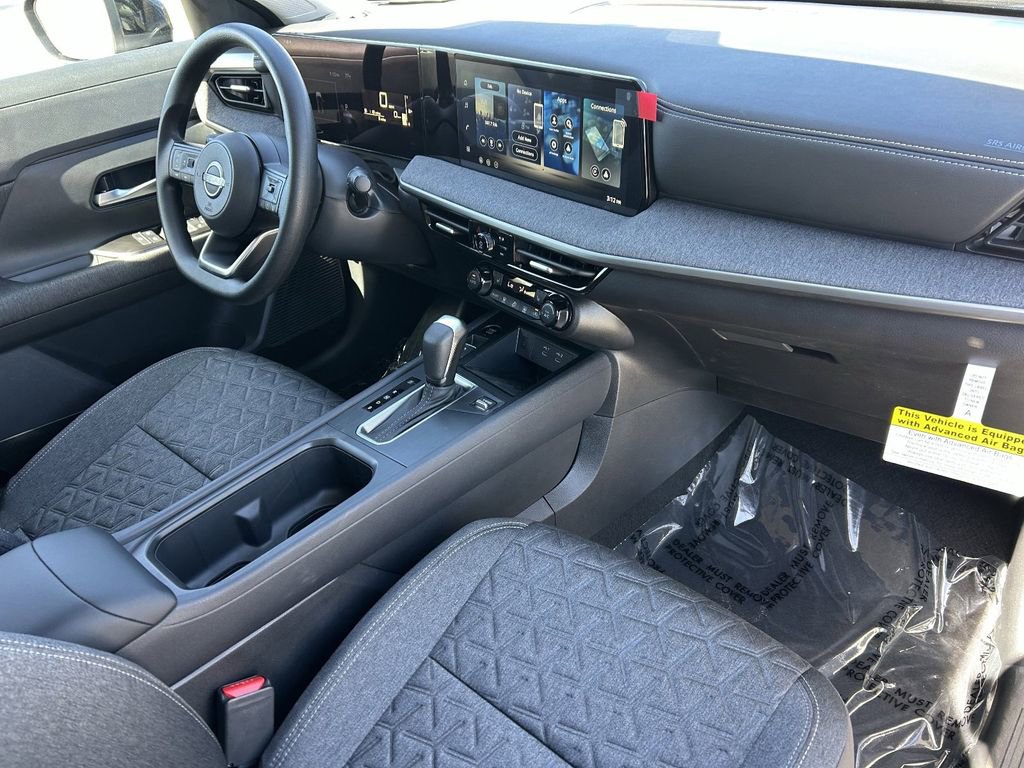 New 2026 Nissan Kicks SV w/ Charging Package image 8