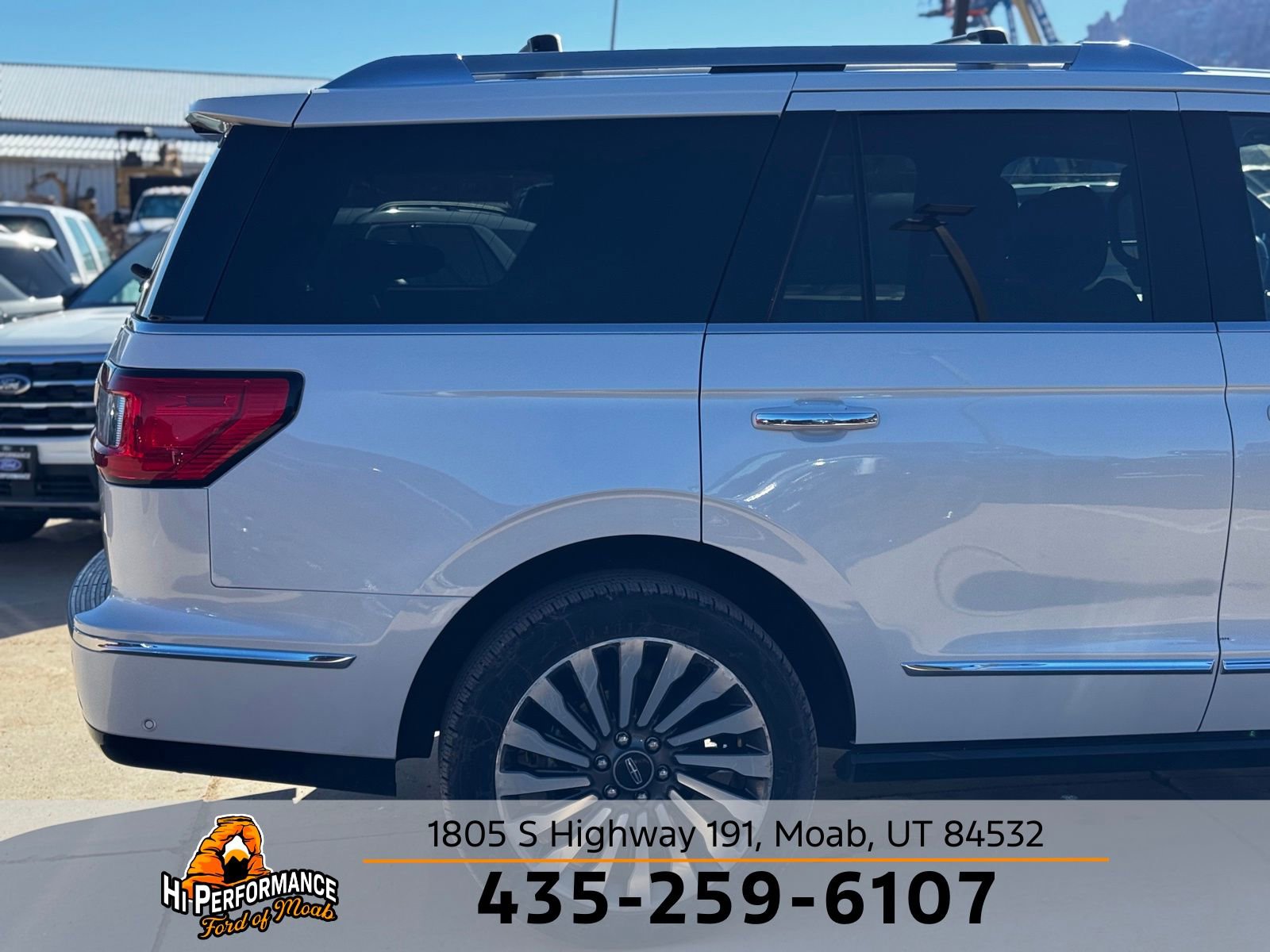 Used 2019 Lincoln Navigator Reserve w/ Cargo Package image 6