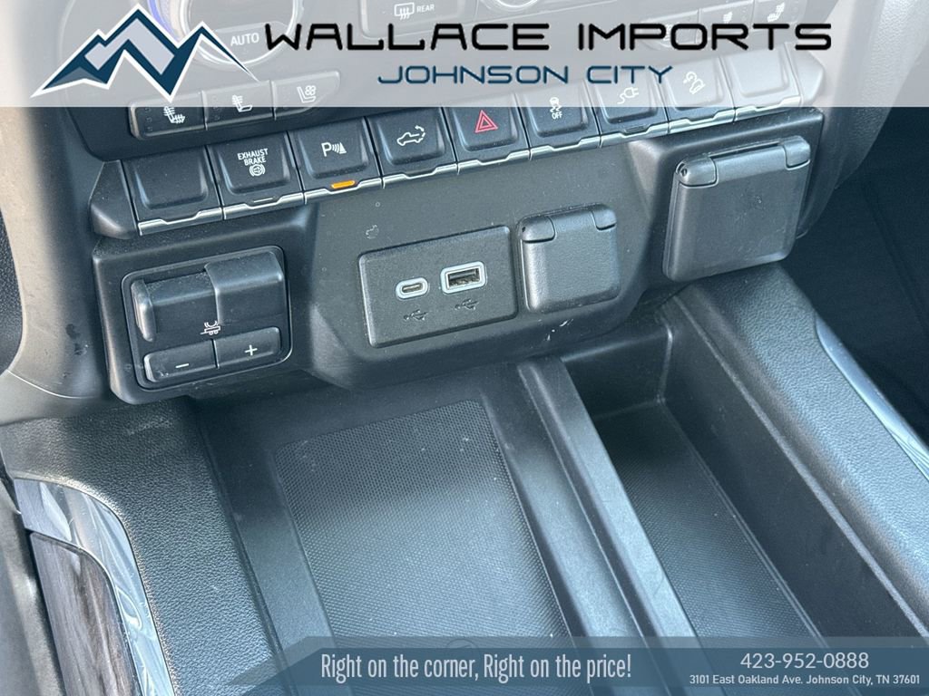 Used 2021 Chevrolet Silverado 2500 LTZ w/ LTZ Convenience Package AWD/4WD image 28