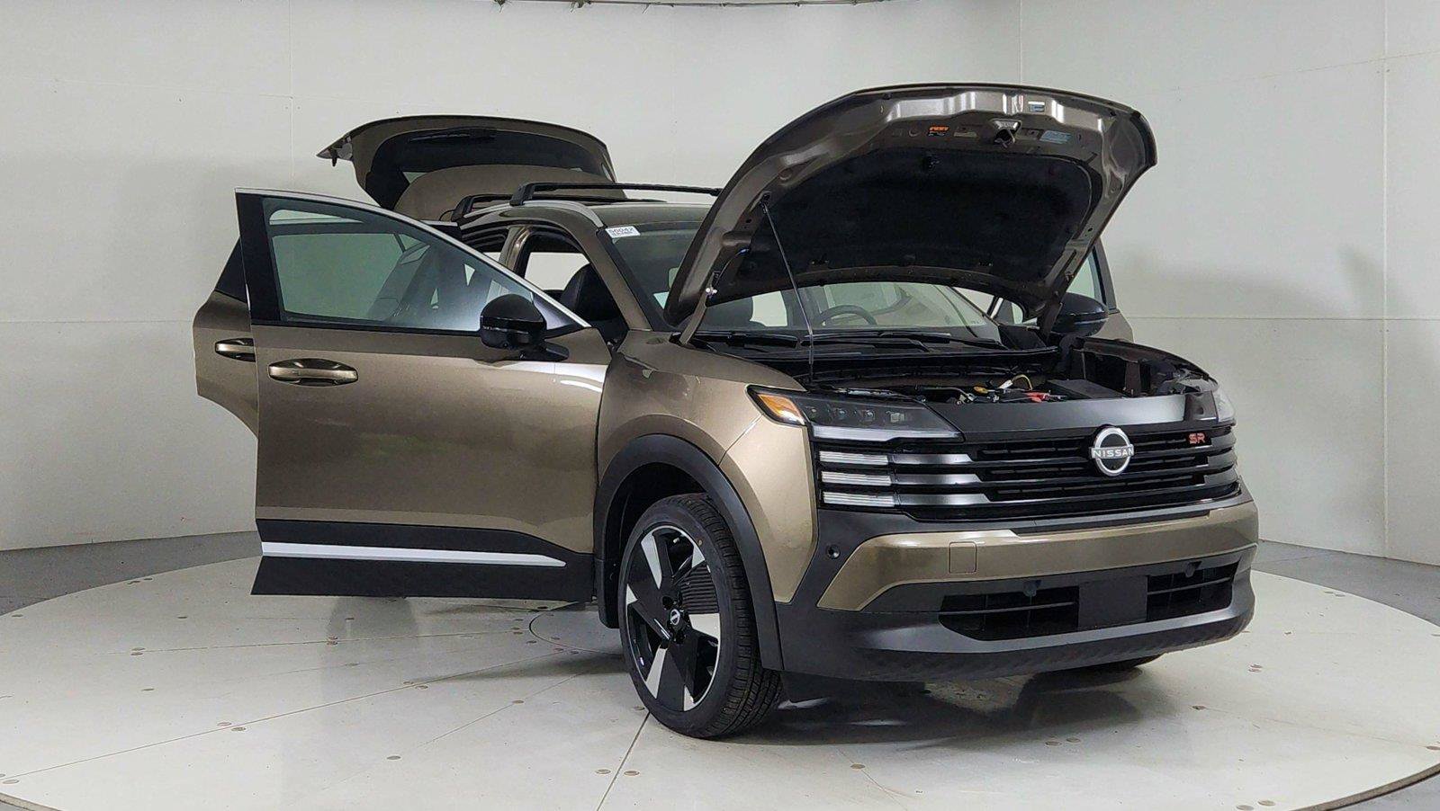 Used 2026 Nissan Kicks SR w/ Cold Weather Package AWD/4WD image 9