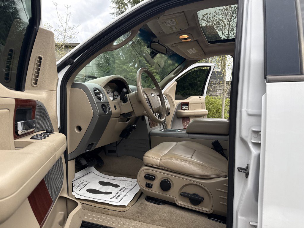 Used 2006 Ford F150 XLT AWD/4WD image 13