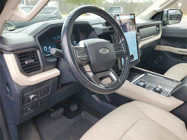 Certified 2022 Ford Expedition Platinum image 14