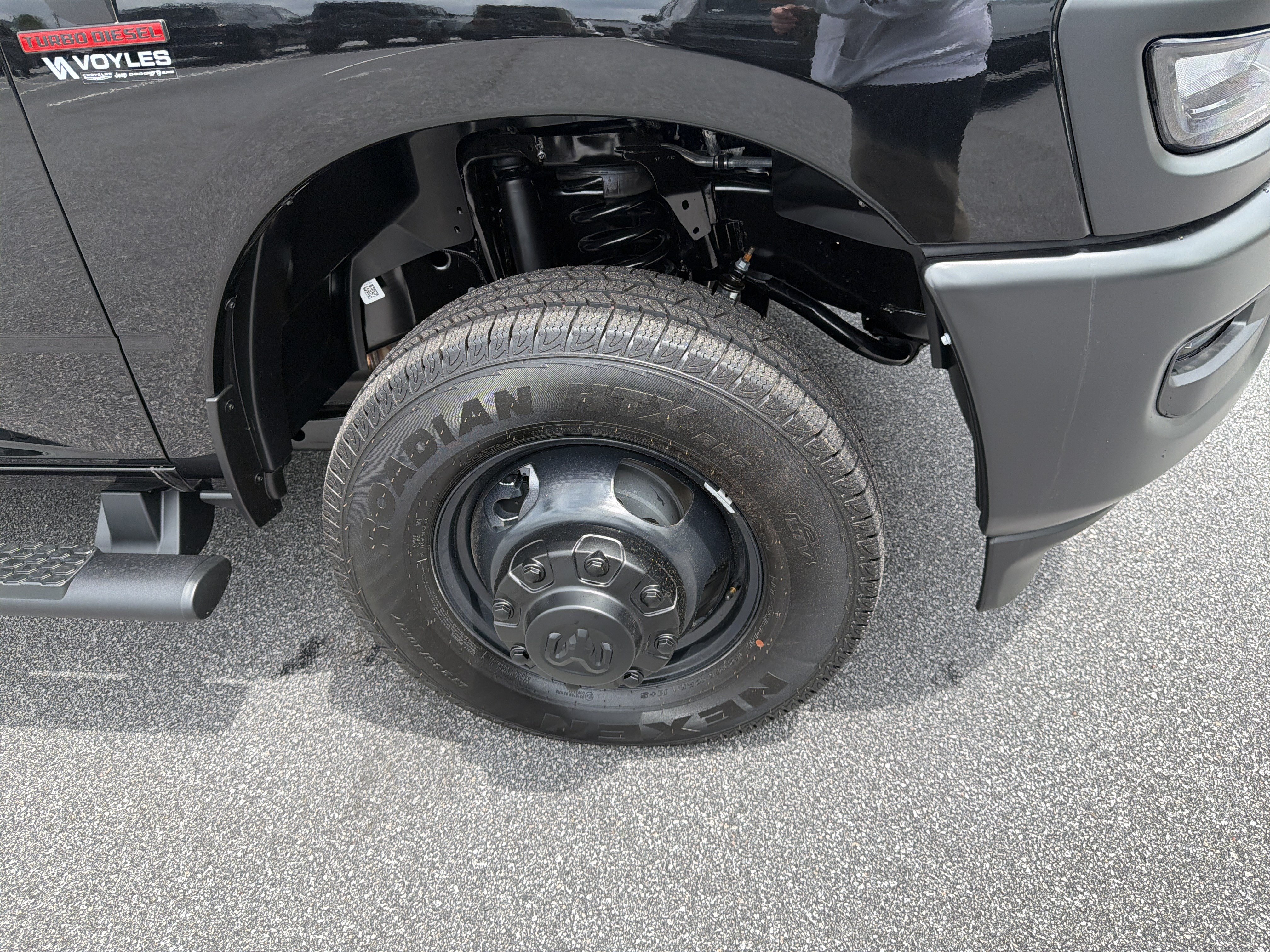 New 2026 RAM 3500 Tradesman AWD/4WD image 14