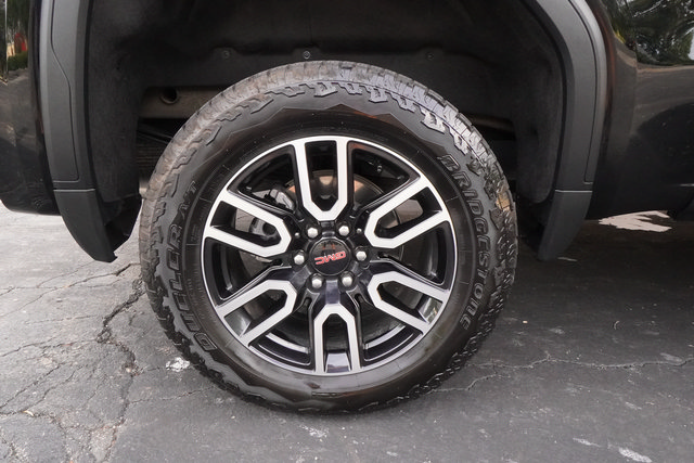 Used 2026 GMC Sierra 1500 AT4 w/ AT4 Premium Package AWD/4WD image 38