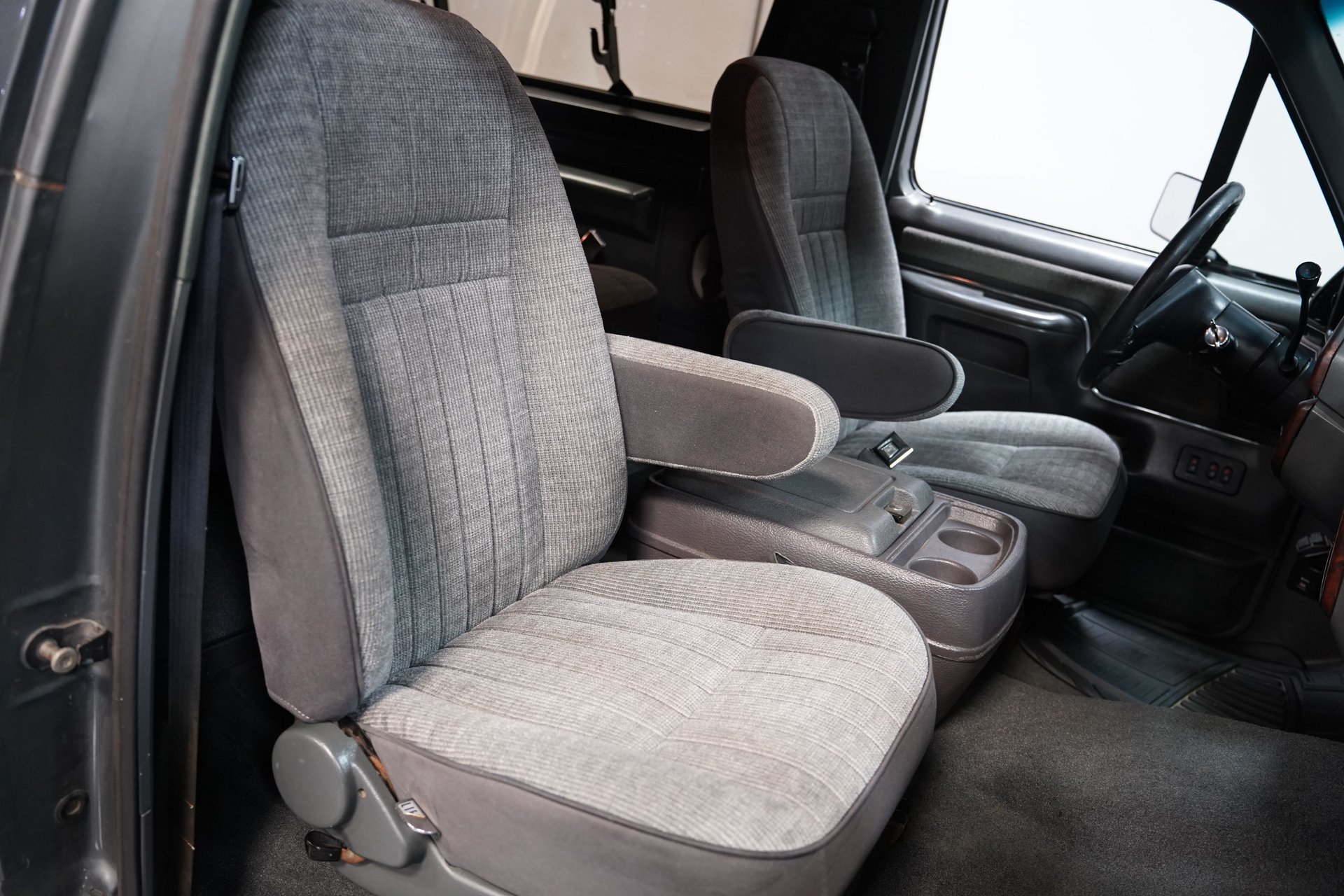 Used 1989 Ford Bronco AWD/4WD image 36