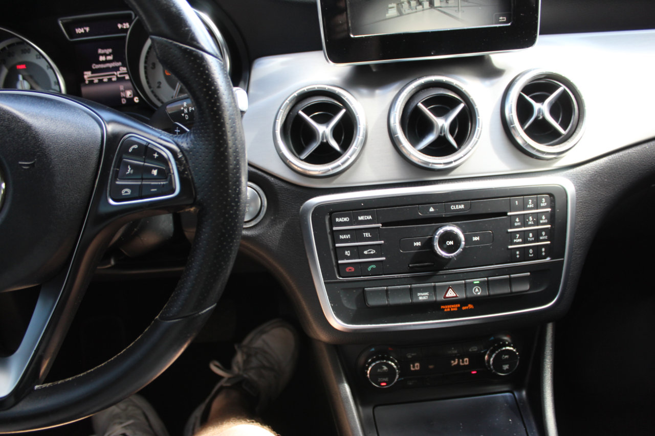 Used 2016 Mercedes-Benz CLA 250 image 13