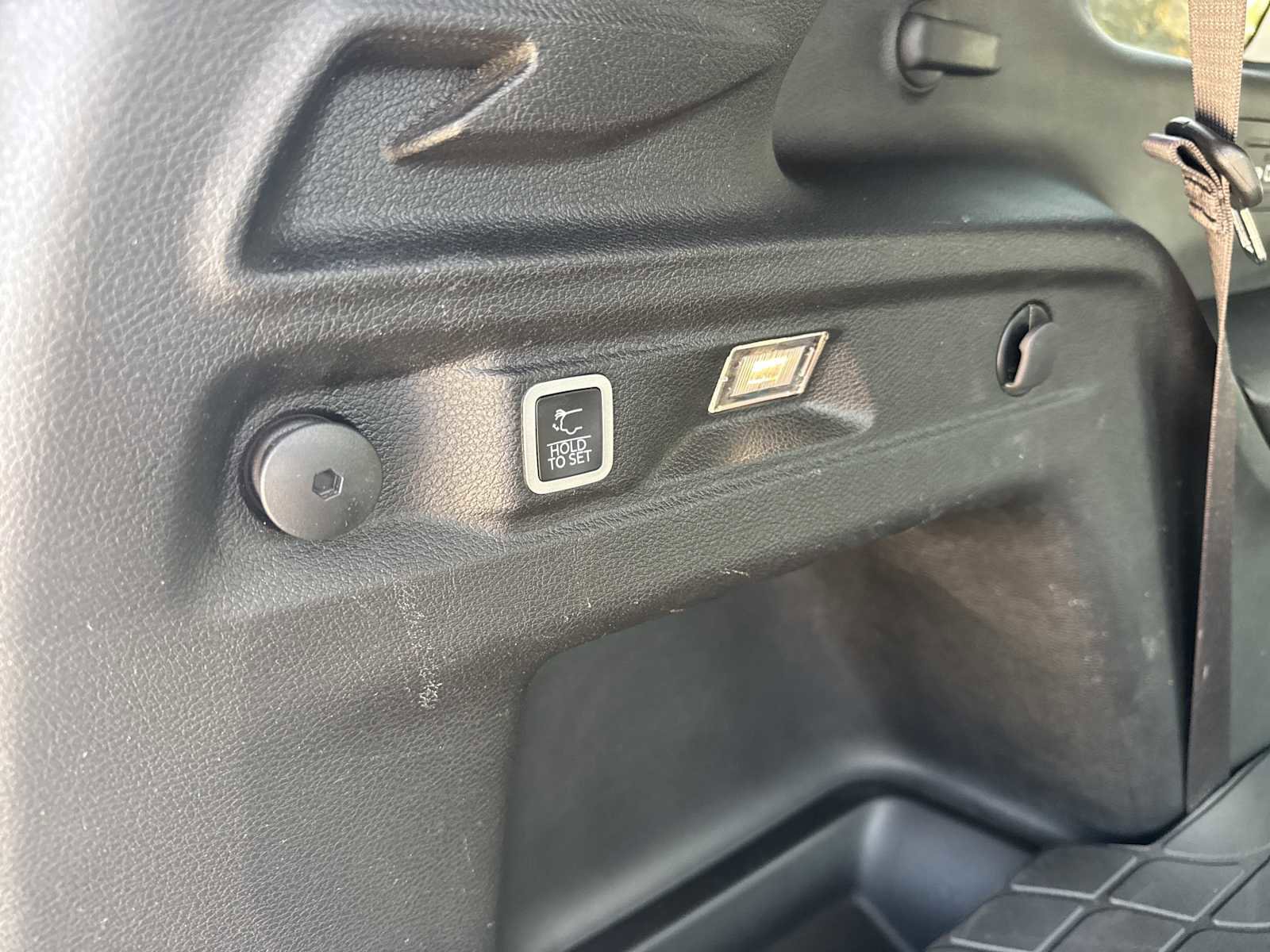 Used 2022 Jeep Grand Cherokee L Laredo w/ Luxury Tech Group I image 12