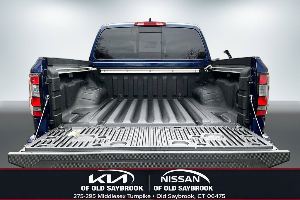 Used 2023 Nissan Frontier SV w/ SV Convenience Package image 7