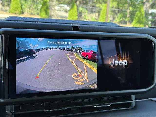 Used 2024 Jeep Wrangler Sahara 4xe w/ Safety Group image 17