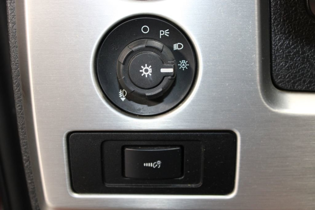 Used 2013 Ford F150 Platinum image 24