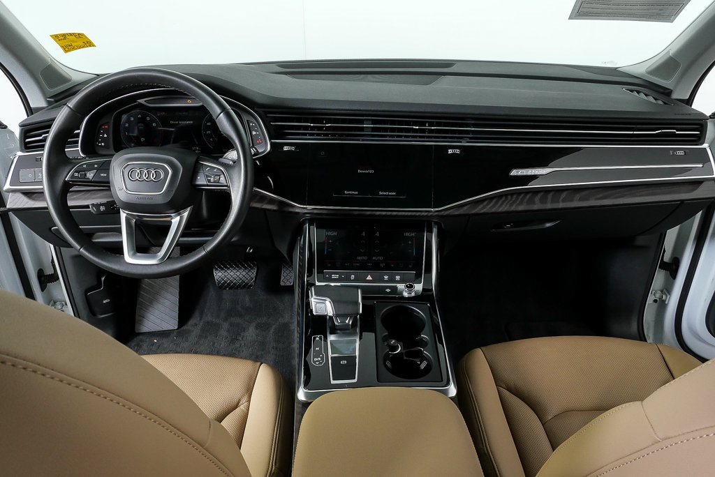 Used 2022 Audi Q7 3.0T Premium Plus w/ Premium Plus Package image 19