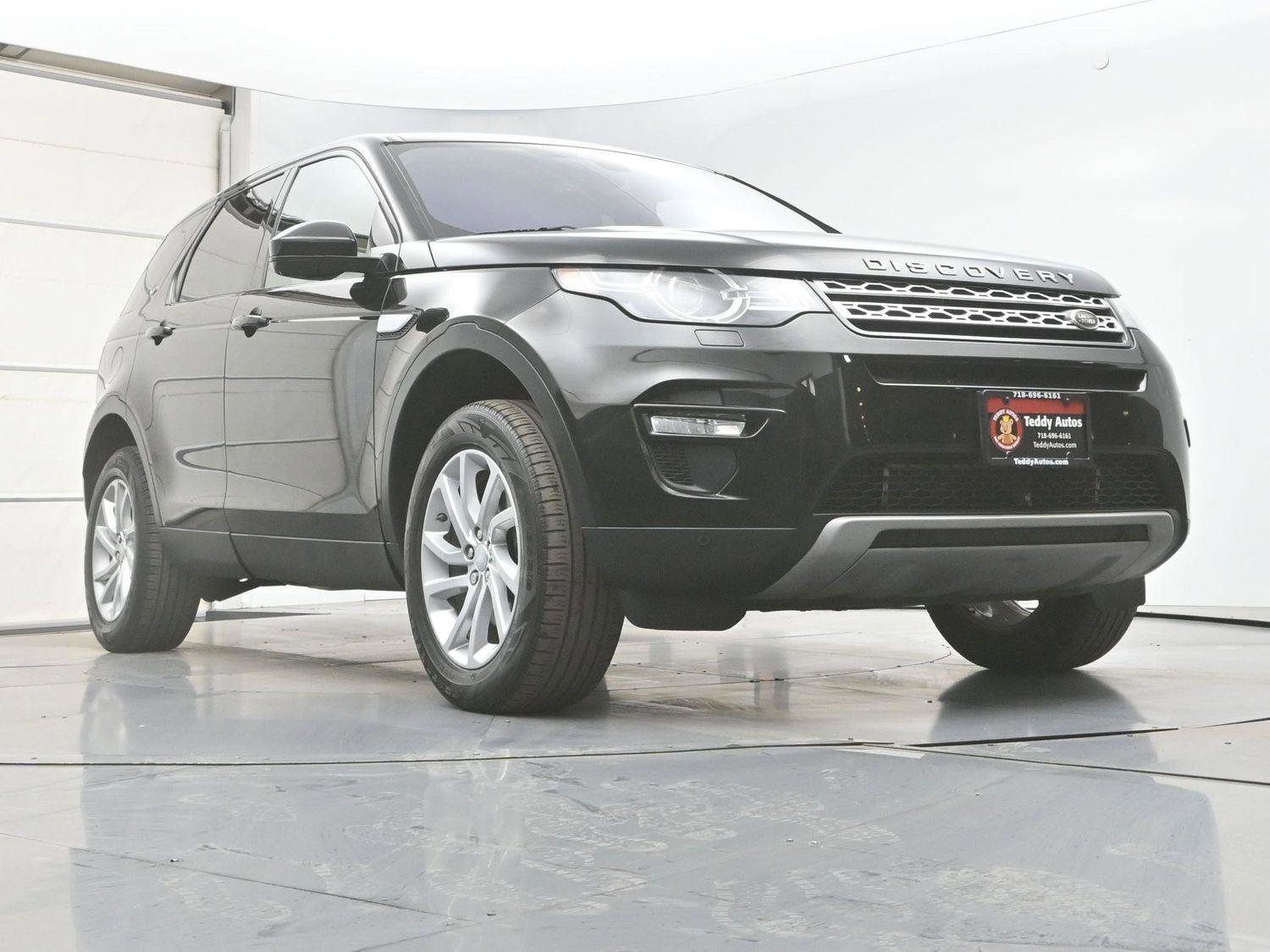 Used 2017 Land Rover Discovery Sport HSE image 32