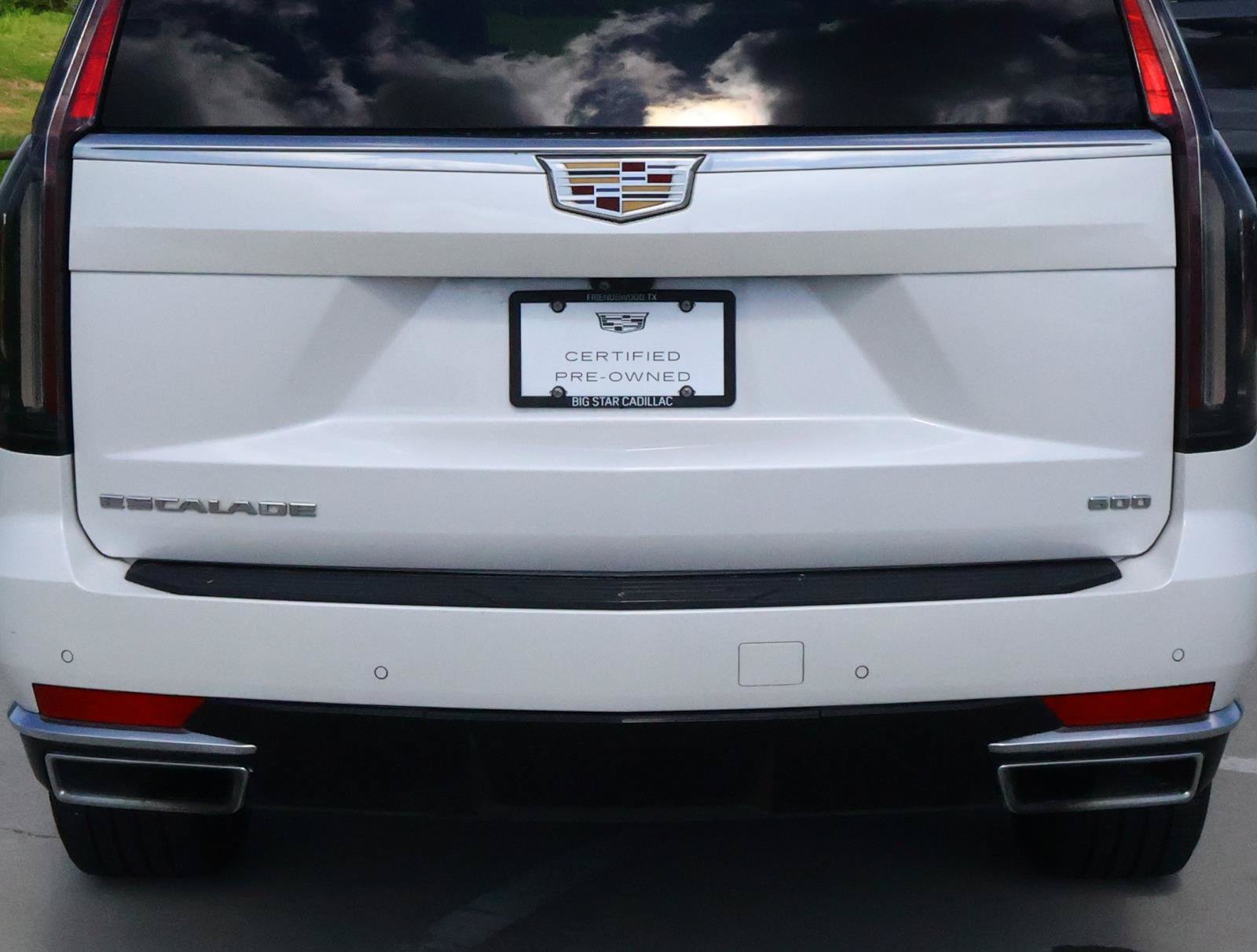 Used 2021 Cadillac Escalade Premium Luxury RWD image 9
