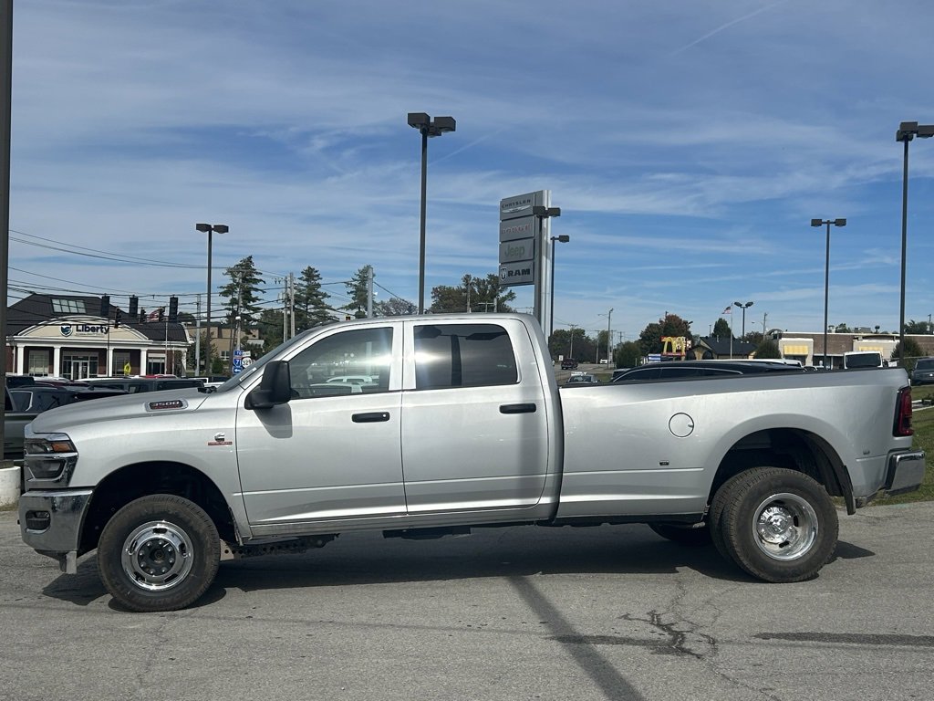 New 2026 RAM 3500 Tradesman w/ Chrome Appearance Group A image 9