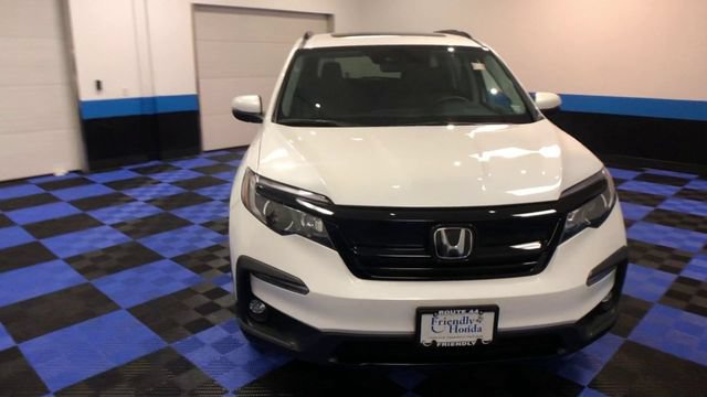 Used 2022 Honda Pilot Touring image 3