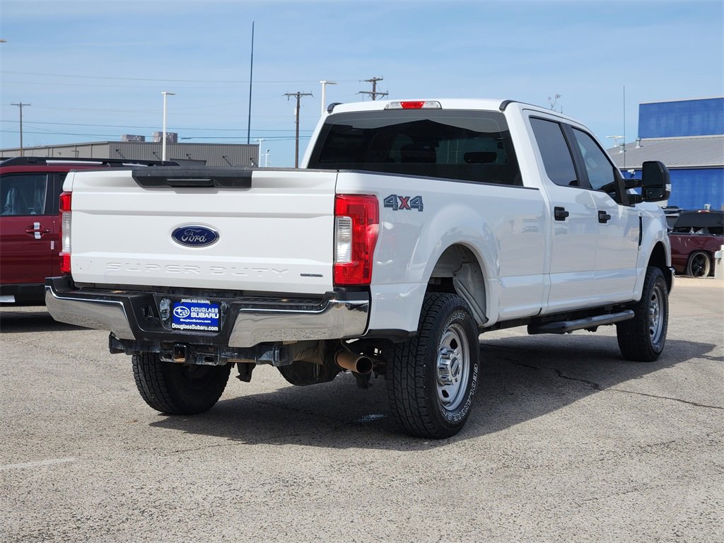 Used 2017 Ford F350 XL image 3