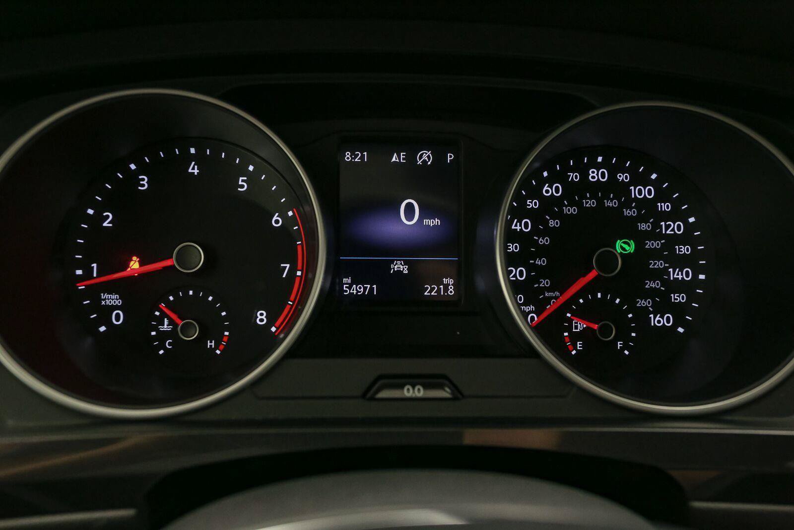 Certified 2021 Volkswagen Tiguan SE AWD/4WD image 39