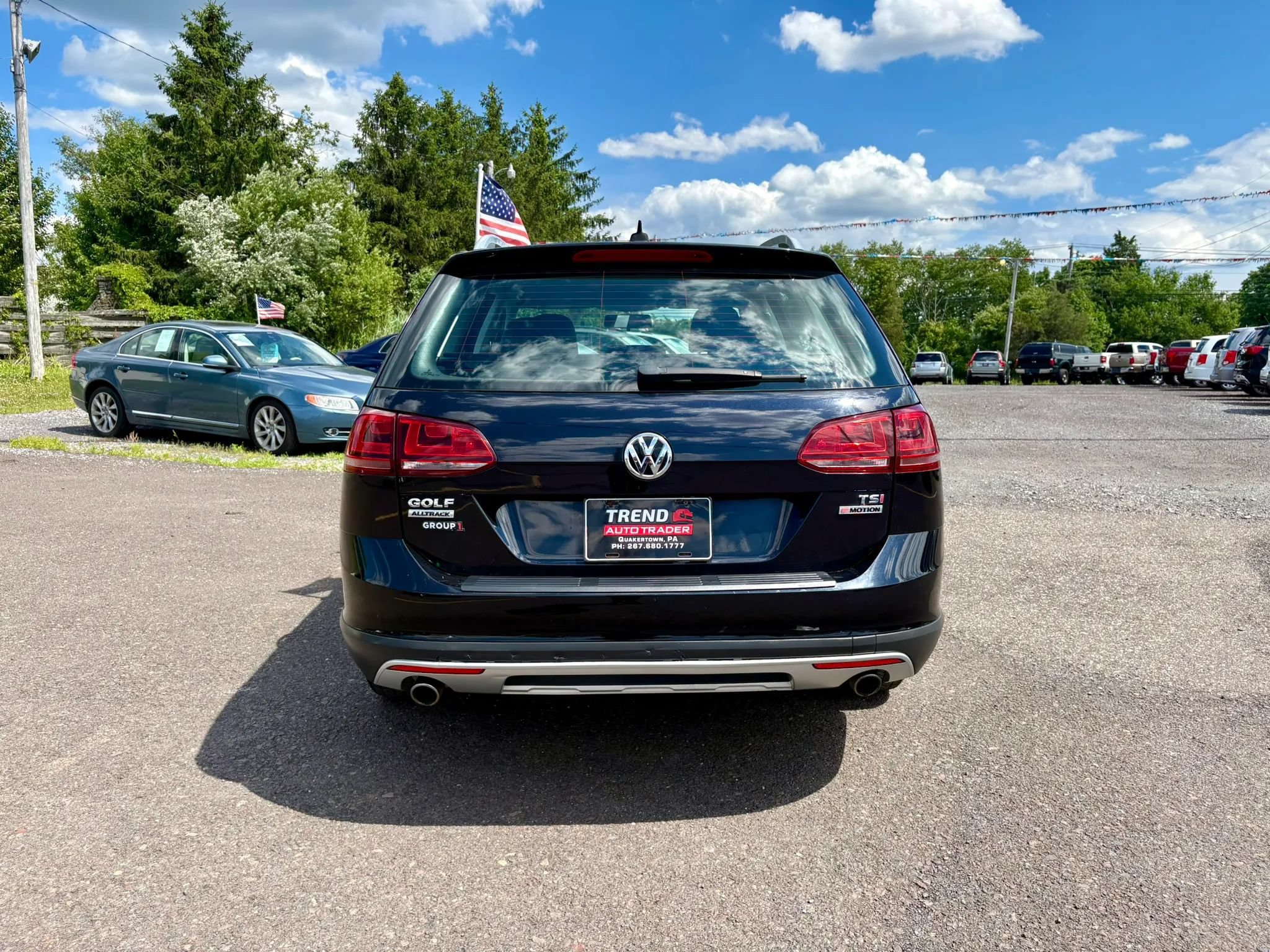 Used 2017 Volkswagen Golf Alltrack S AWD/4WD image 4