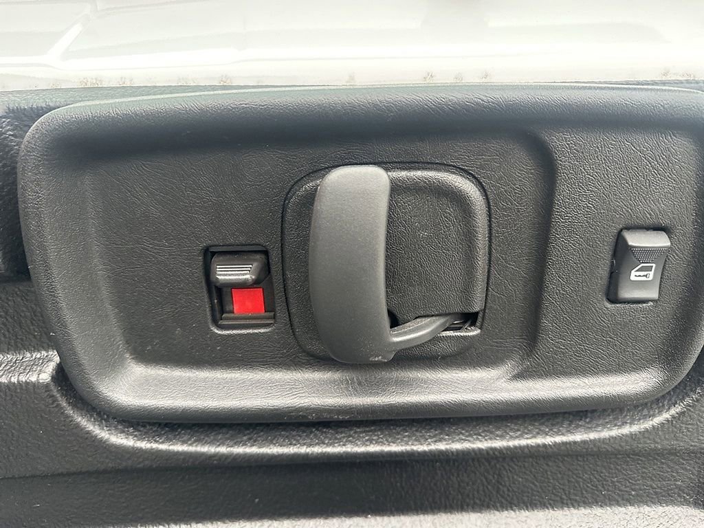 Used 2023 Chevrolet Express 2500 w/ Driver Convenience Package image 14