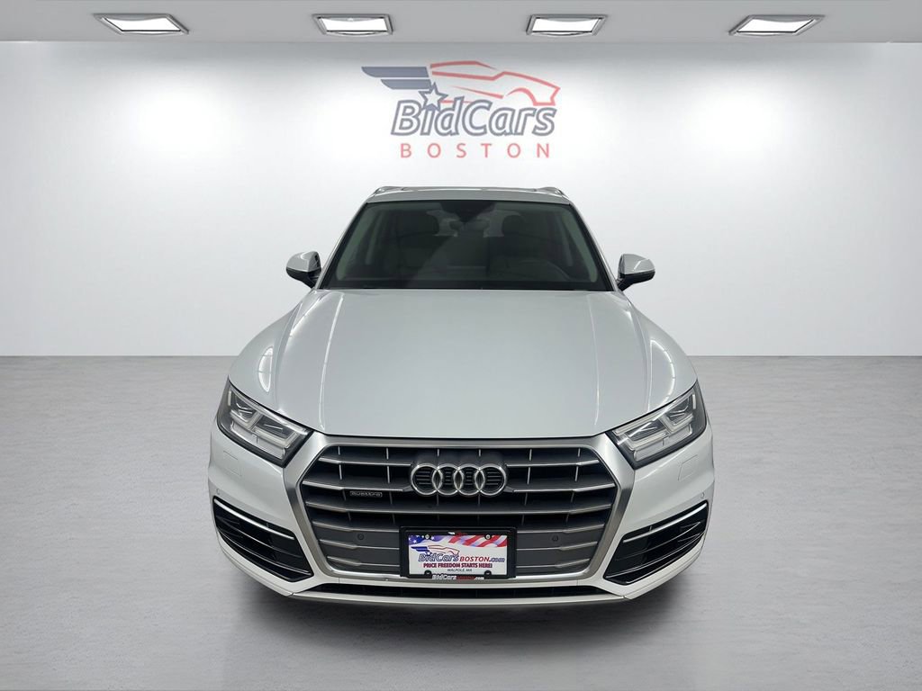 Used 2019 Audi Q5 2.0T Premium Plus w/ Premium Plus Package AWD/4WD image 2