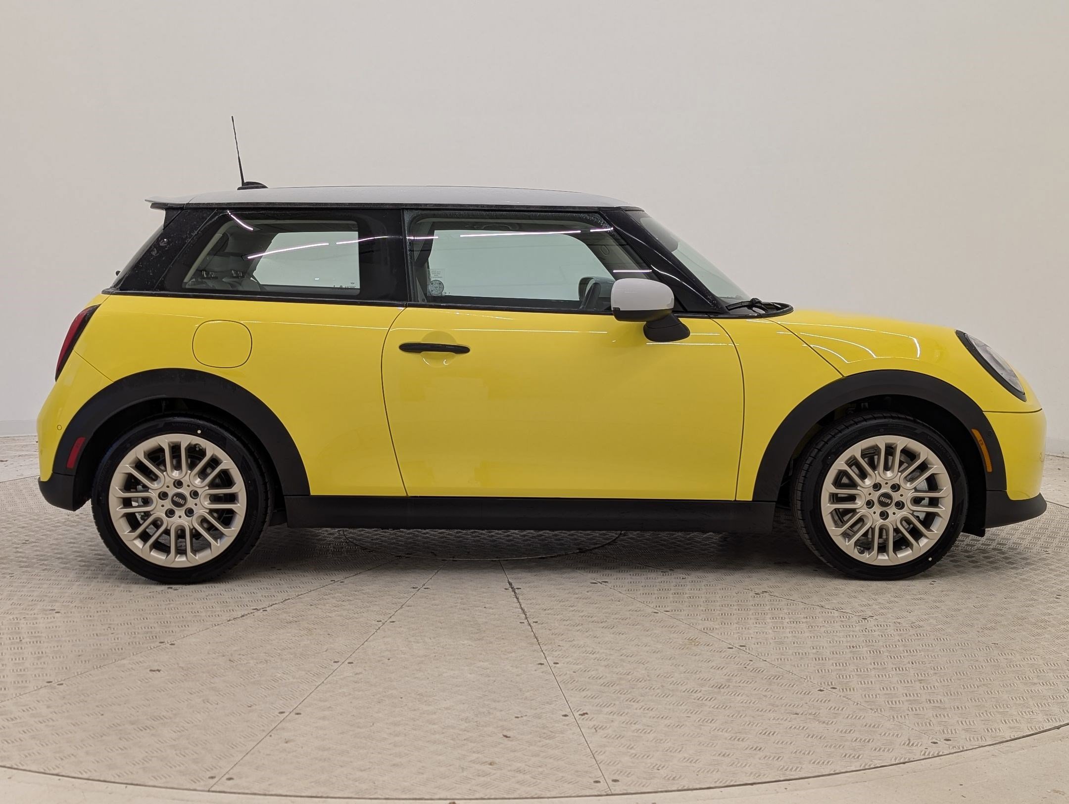 New 2026 MINI Cooper S image 8