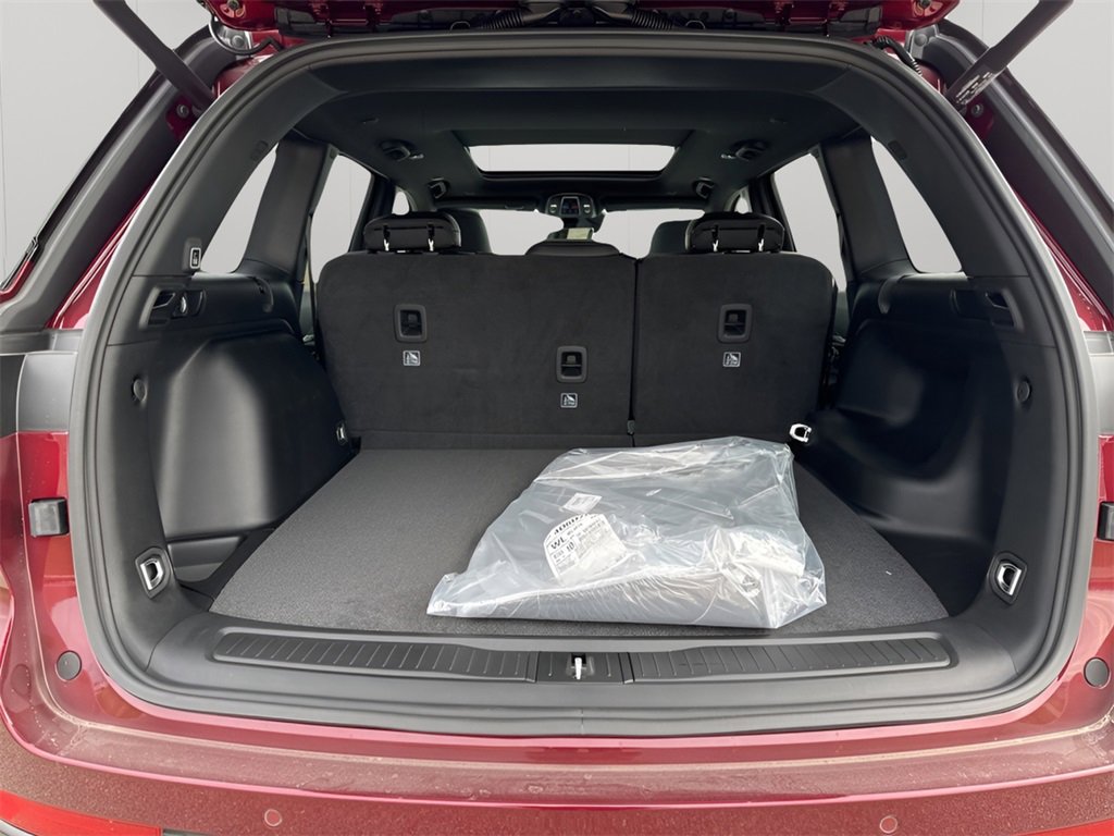 New 2025 Jeep Grand Cherokee Limited image 16