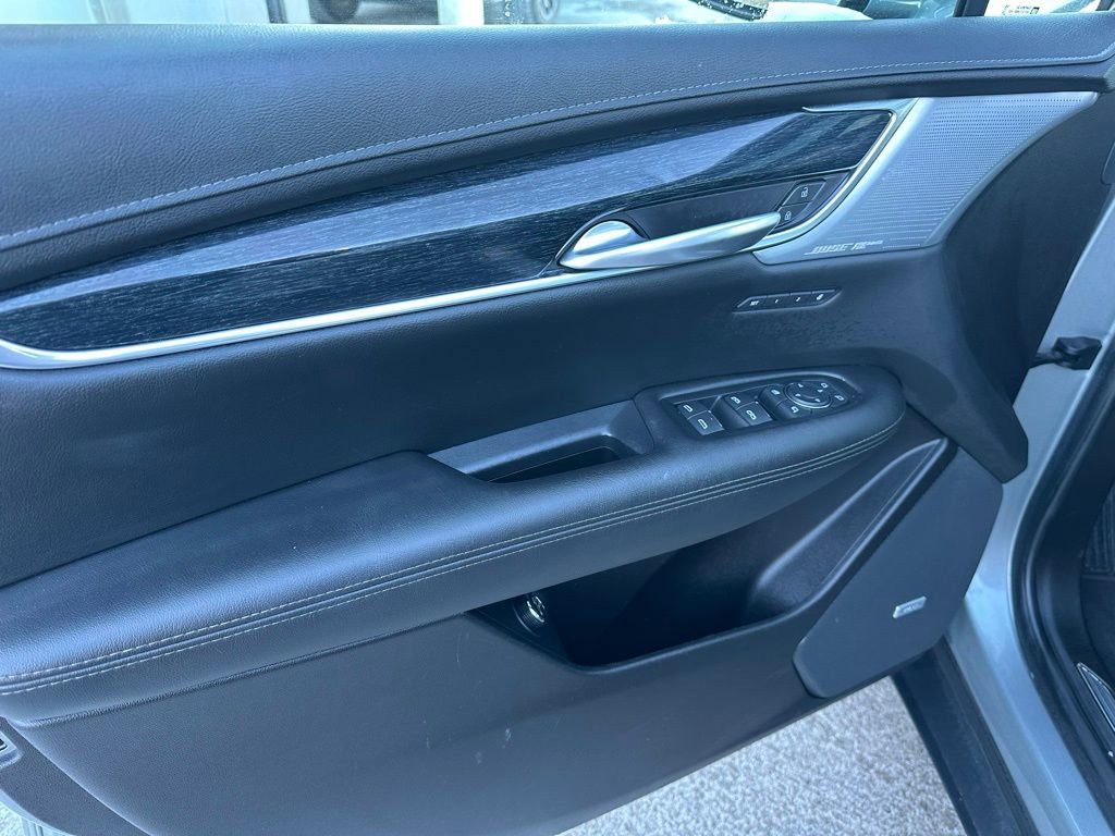 Used 2023 Cadillac XT5 Premium Luxury image 10