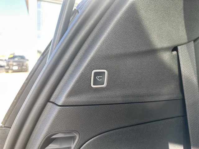 New 2026 Chrysler Pacifica Limited image 23