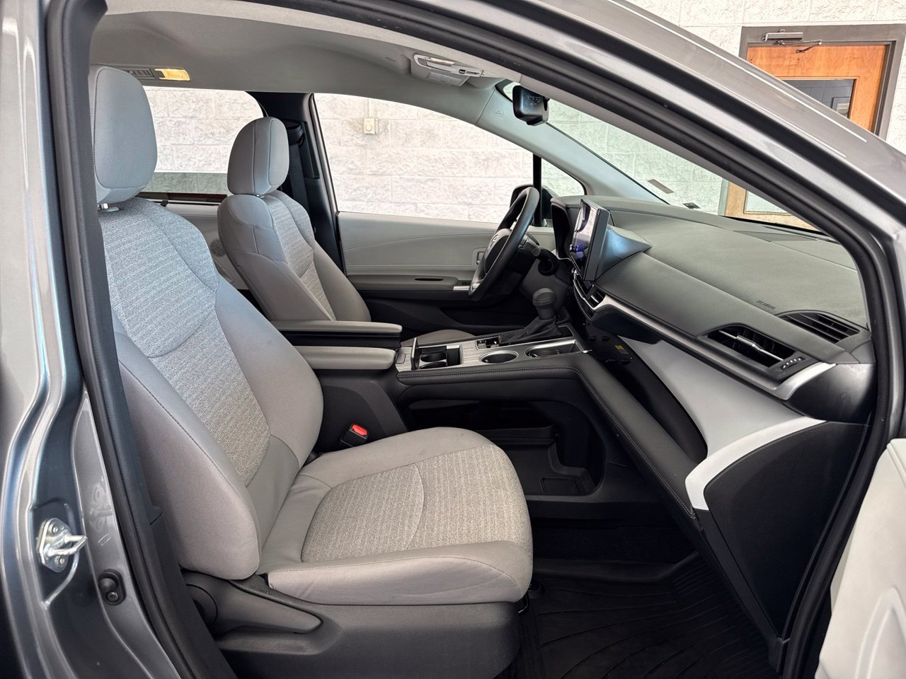 Certified 2026 Toyota Sienna LE AWD/4WD image 50
