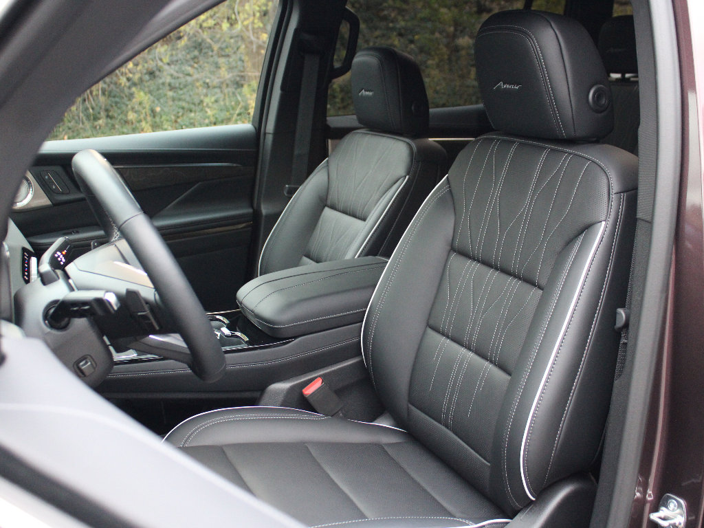 Certified 2026 Buick Enclave Avenir w/ Super Cruise Package image 16