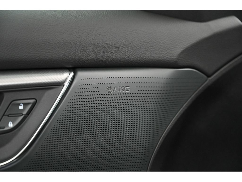 New 2025 Cadillac CT5 Premium Luxury w/ LPO, ONYX Package image 17